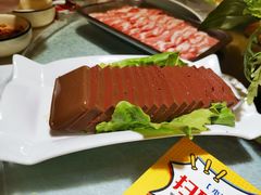 -茸梅路右拐龙虾-农家菜(松江店)