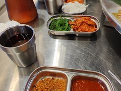 -哈哈碳都·牛肋条无限自助烤肉(宝龙店)