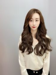 -东秀护肤造型