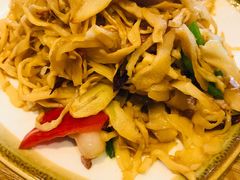 竹笋炒腊肉-妈妈的味道(和顺古镇店)