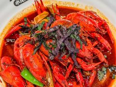 -龙巢盱眙龙虾·牛蛙·烧烤宵夜(八卦岭店)