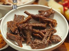 -老鼎万春卤菜(五代传承创始老店)