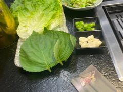 -臻牛烤肉