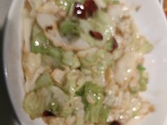 -阿瓦山寨·湘菜现炒·剁椒鱼头王(咸阳总店)