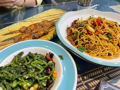 -乡村馕坑肉·烧烤·新疆菜·本地人更爱吃(阿勒泰首店)
