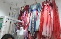 -梦回汉唐汉服旗袍体验馆(拙政园店)