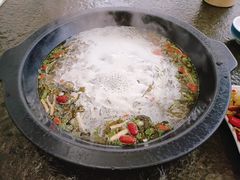 -景明轩•养生酸汤鱼火锅 云贵鲜菌 现舂野果酸汤(王寨小区店)