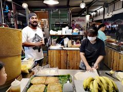 -席娜卡琳火车铁道夜市