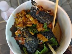 黑色经典臭豆腐-黑色经典臭豆腐·湖南特产(坡子街店)