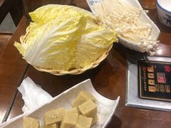 -亿诣蝎府炸酱面羊蝎子火锅(酷车小镇店)