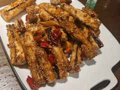 那年秋天的茄子-梧桐树下(云锦世家店)