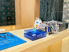 -亨得利钟表商店