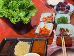 -喜牛烧肉酒场·黑金店(威高广场店)