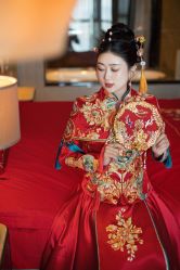-洋洋婚纱品牌集合店