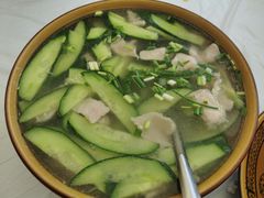 黄瓜肉片汤-老成都郑师傅川菜饭店