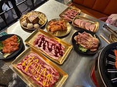 -胡悦里韩式烤肉(芝罘万达广场店)