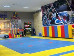 -米高轮滑·自由式轮滑·速桩·滑板(锦辉店)