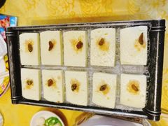 石板飘香奶豆腐-德乐海蒙餐