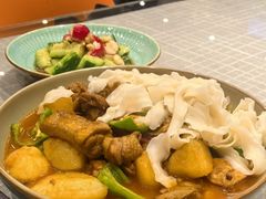 大盘鸡份送皮带面-东方亚克西餐厅(西康路店)