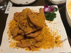 避风塘炒虾-梧桐树下(云锦世家店)