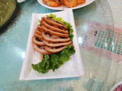 -六和聚传统烤鸭.天津菜(和平店)
