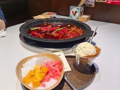 -卤校长老火锅(杨家坪直营店)