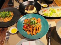 -Carbon莫卡哆·意大利复古集市餐厅(杭州大厦店)