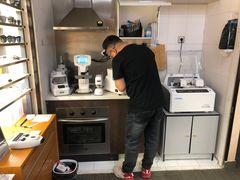 -优医视平价眼镜蔡司依视路折扣工厂店(十里堡店)