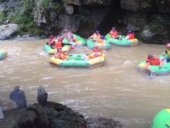 -雅鲁激流探险漂流