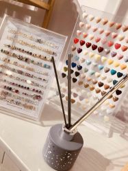 -Yolee雅妮容颜定制美睫·美甲