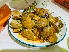 -嗨辣小聚·盘锦河蟹·海鲜烧烤龙虾(盘锦十年好店)