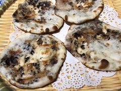 梅菜干烧饼-江南韵·无锡太湖文化体验餐厅(凤凰天街店)