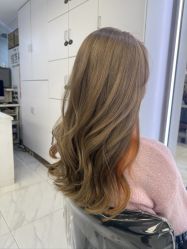 -镁连社·美联社