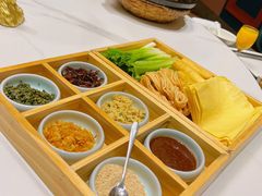 煎饼小葱-新海渔港·胶东海鲜家常菜·家宴(奥体中心店)