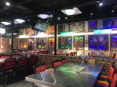 -马路牙子烧烤音乐酒馆(望京店)