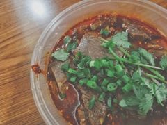 酸菜牛肉面-幺不倒重庆小面(大梁店)