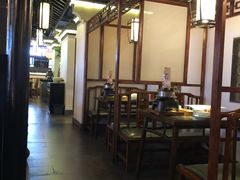 -卢大鲜鱼头捞饭(美利广场店)