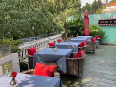 -弦月窗LUNETTE BY AMANDA(复兴路店)