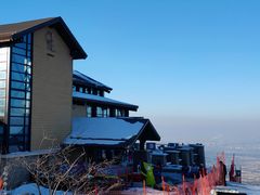 -中旅松花湖滑雪场