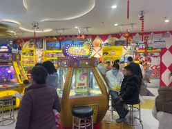 -meland·儿童乐园·游戏厅娃娃机·电玩Xbox(成都合生汇店)