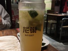 -龙巢盱眙龙虾·牛蛙·烧烤宵夜(八卦岭店)