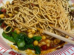 -遇见小面(站西路店)