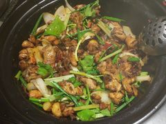 -鸣牌鸡煲(大岭山店)