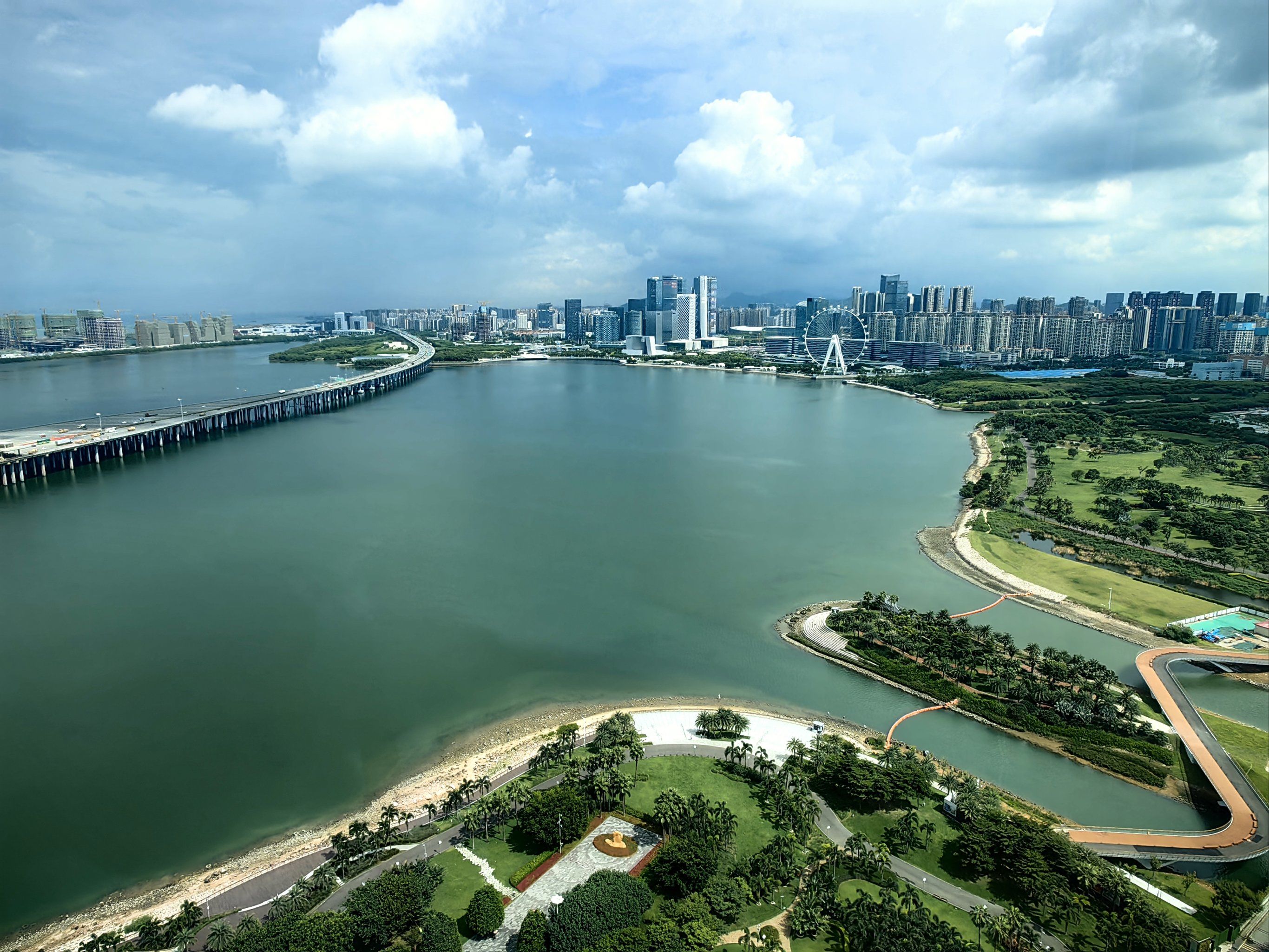 前海湾美景一览无遗