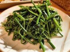 -山茶云南菜(永安里店)