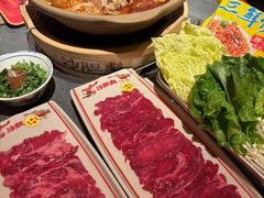 -沙胆彪炭炉牛杂煲(上海日月光广场店)