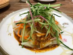 石河子凉皮-清真·玛丽亚新疆菜主题餐厅(浙江中路店)