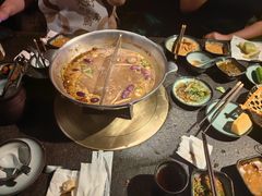-湊湊火锅·茶憩(新中关购物中心店)