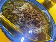 -砖头卤味