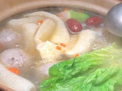 -邹开喜·小海鲜醉鸡煲·潮汕鲜切牛肉店(襄阳北路店)